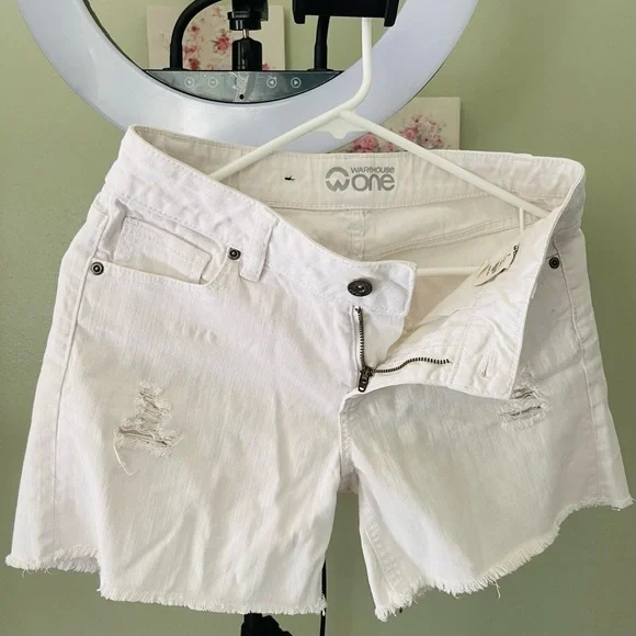 Short - Picture 1 of 1